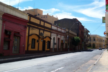 Ein typisches Strassenbild in Asuncion